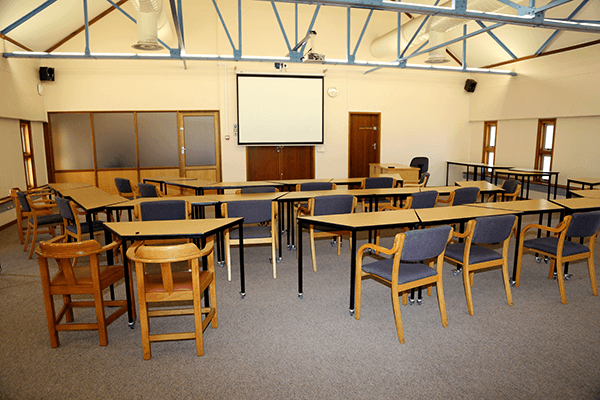 Training room on level 8 inside Health Sciences library