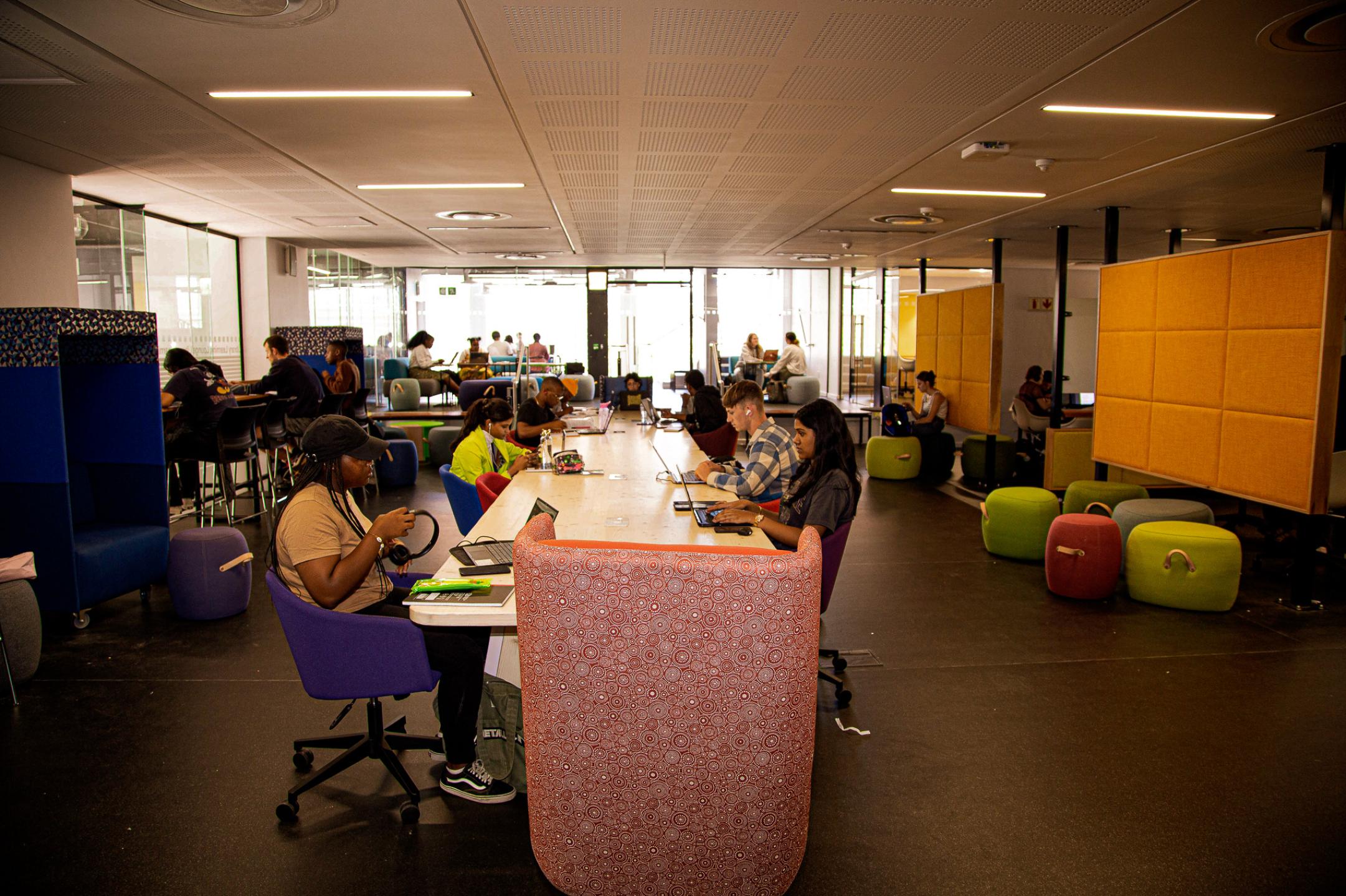 librarylearninglounge_chrishani20230227_012.jpg